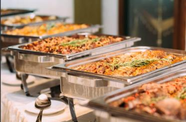 Dinner chafing dish stations